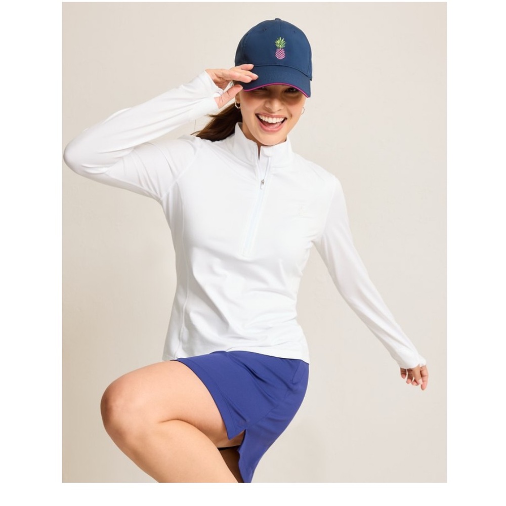 Tommy Bahama golf White Zip-Up sweater - Picture 2 of 9